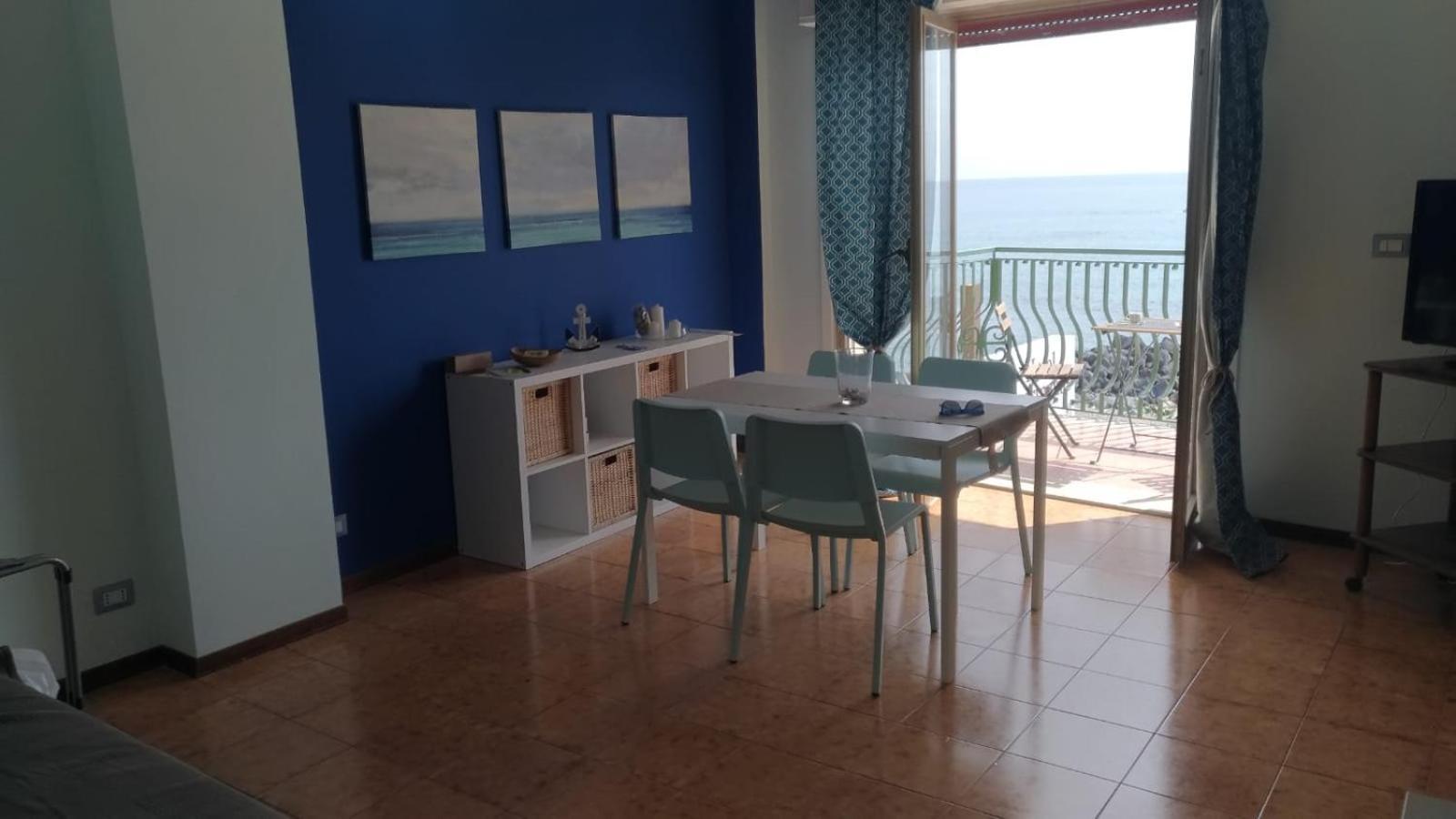 Beachfront جيارديني ناكسوس المظهر الخارجي الصورة