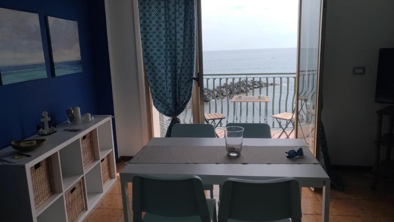 Beachfront جيارديني ناكسوس المظهر الخارجي الصورة